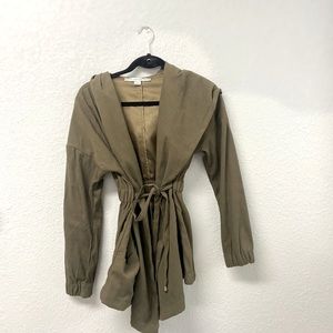 Green long sleeve blouse